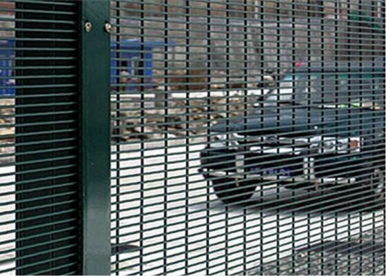 Durable Anti Climb 358 Mesh Fencing Panels Low Maintenance Easily Assembled