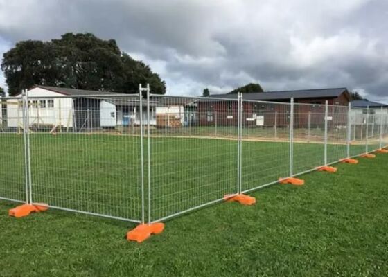 Australia estándar de despliegue rápido depósito listo cerca de seguridad temporal 2400 * 2000mm